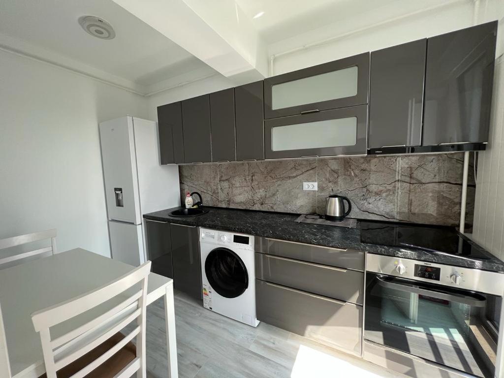 Urban Apartments And Studios - City Center Ιάσιο Εξωτερικό φωτογραφία